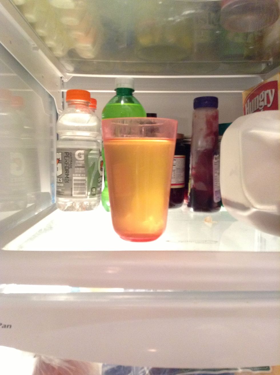 Now, put your tea in the refrigerator to cool for a while, about 10-15 minutes or so, that way you don't burn your face while using the mask.