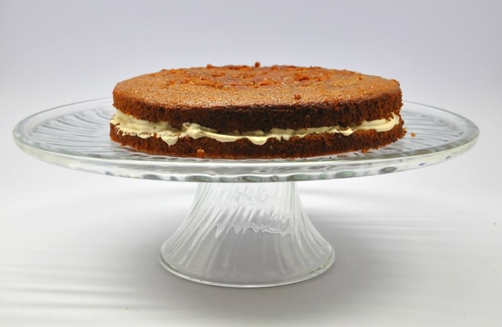 Now sandwich it with the top layer of cake.