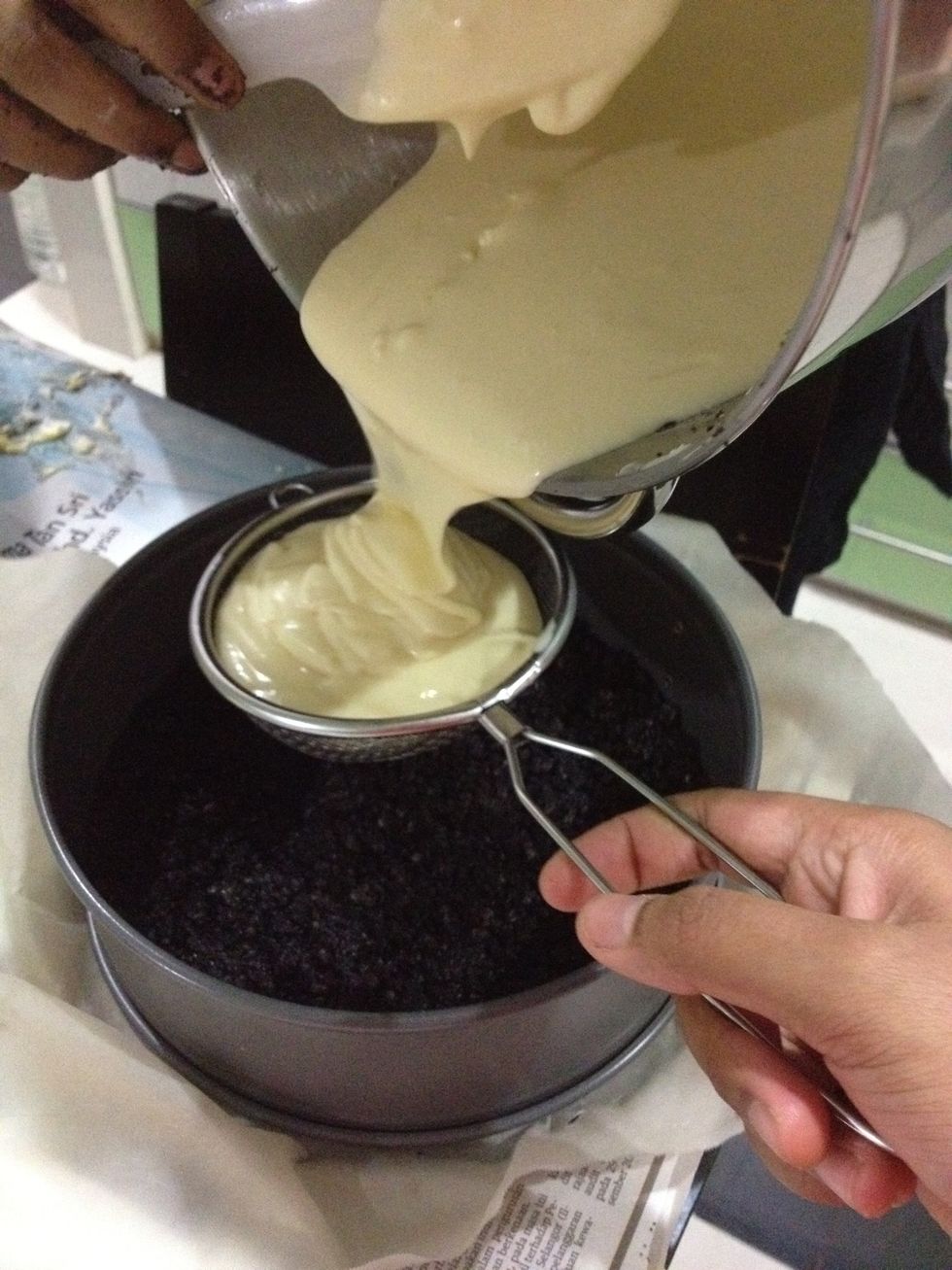 Now, sieve your (awesome) batter into your crusted dish.