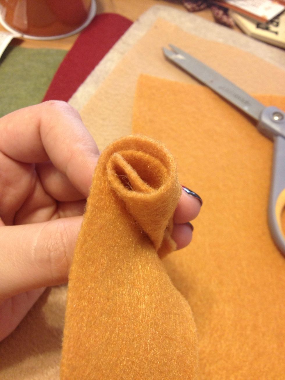 Now start on your other color felt flowers.