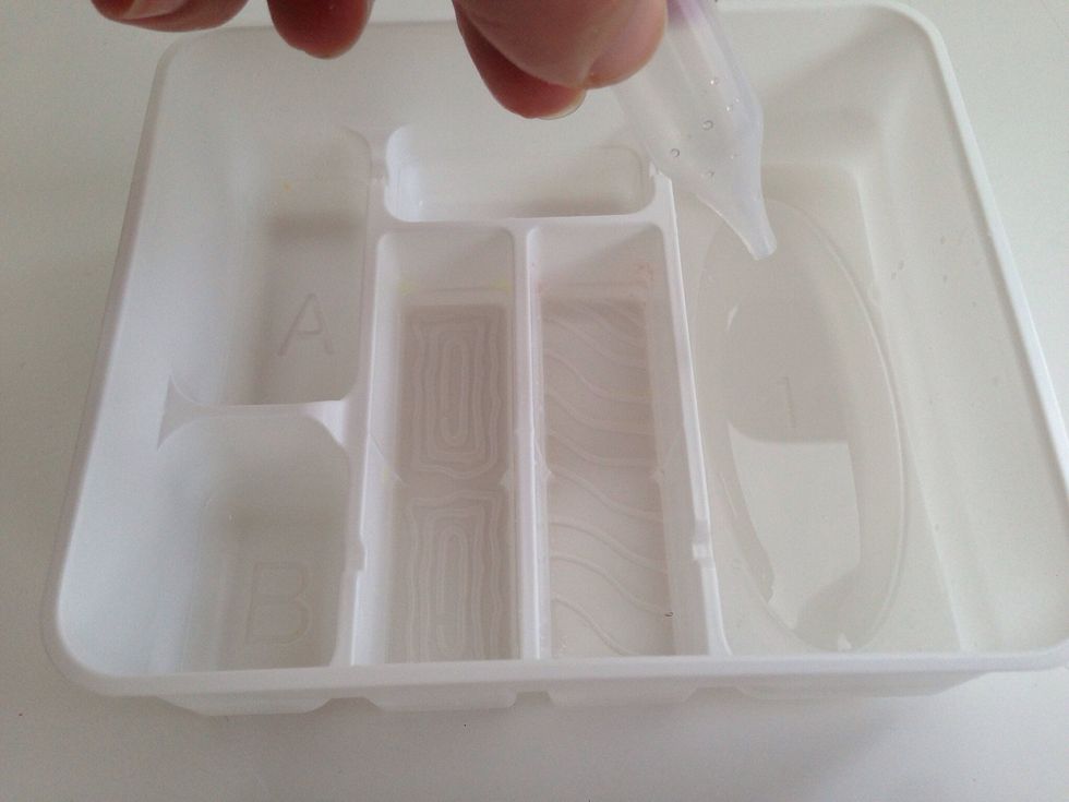 Now Sushi isn't complete without some soy sauce!! Clean Your Tray and Fill to Line with Water Again