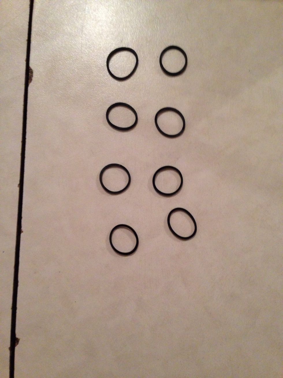 Now take 8 single bands these will be used for cap bands