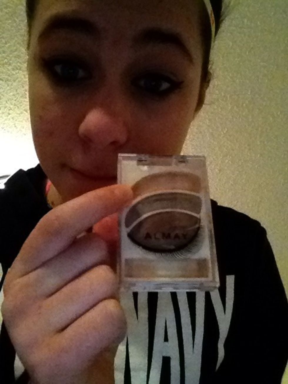 Now take a light color eyeshadow to make it pop alittle I am usesing the top one
