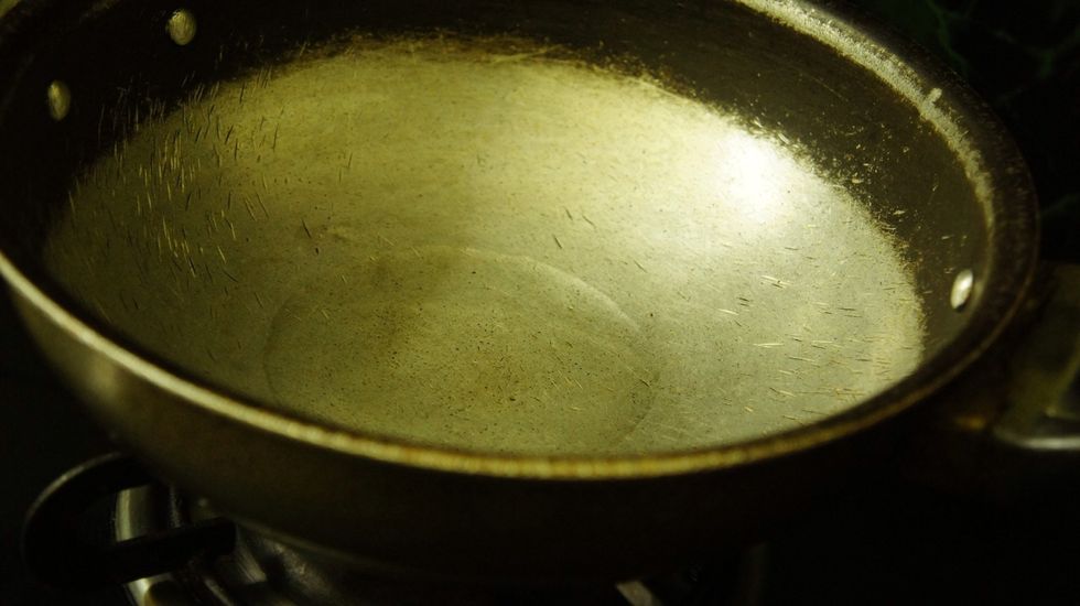 Now take a panama heat the oil