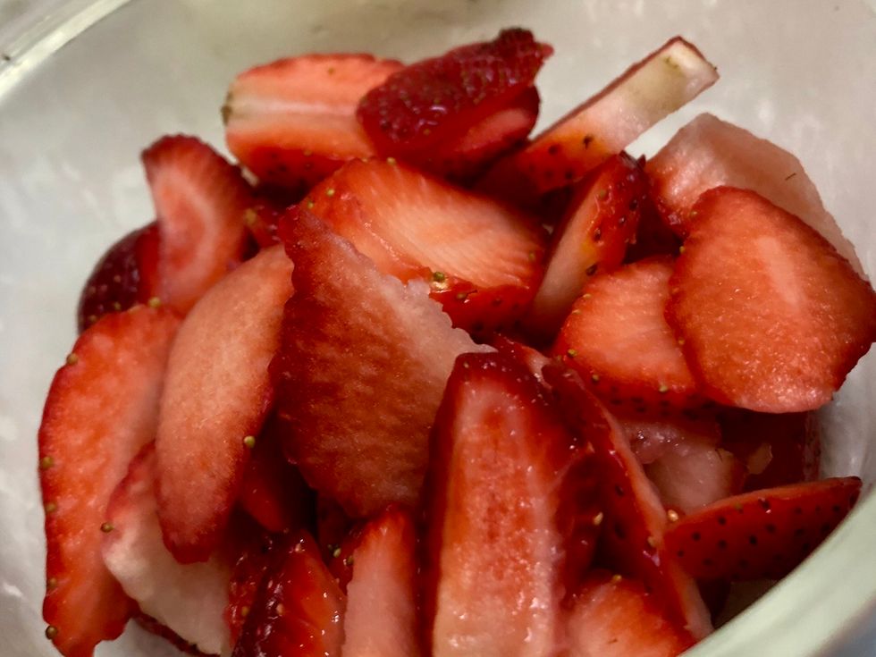Now take the sliced strawberries \ud83c\udf53