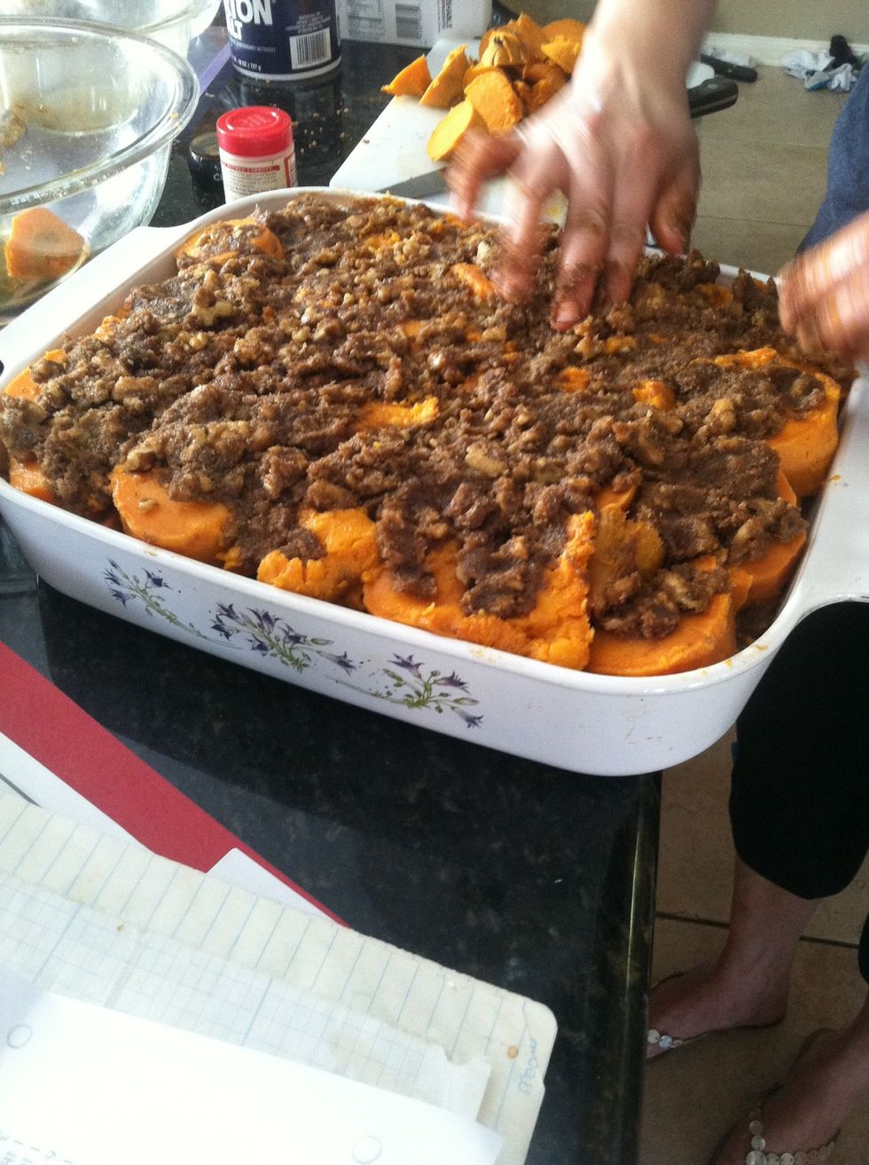 Now take the sugar mixture and spead all over the potatoes, do this twice for two layers.