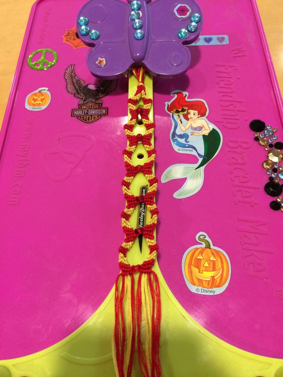 Now that I have six sets of each Zig Zag done it's time to finish my bracelet.