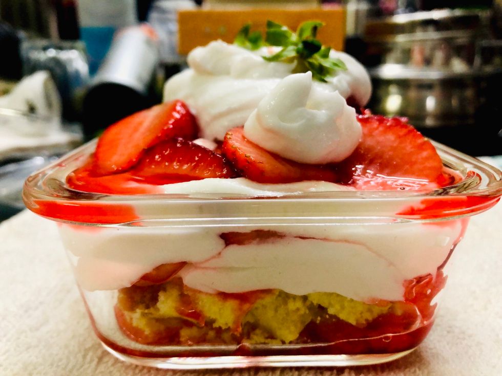 Now that\u2019s it!! A beautiful desert is ready!! Keep it in refrigerator for 10 min till it gets settled and serve it.. \ud83c\udf53\ud83d\udc7c\ud83c\udf66