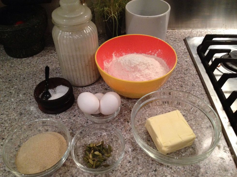 Now the second dough: Melt the butter and let it cool down a bit, mix the eggs with the spices and the sugar and add the melted butter.