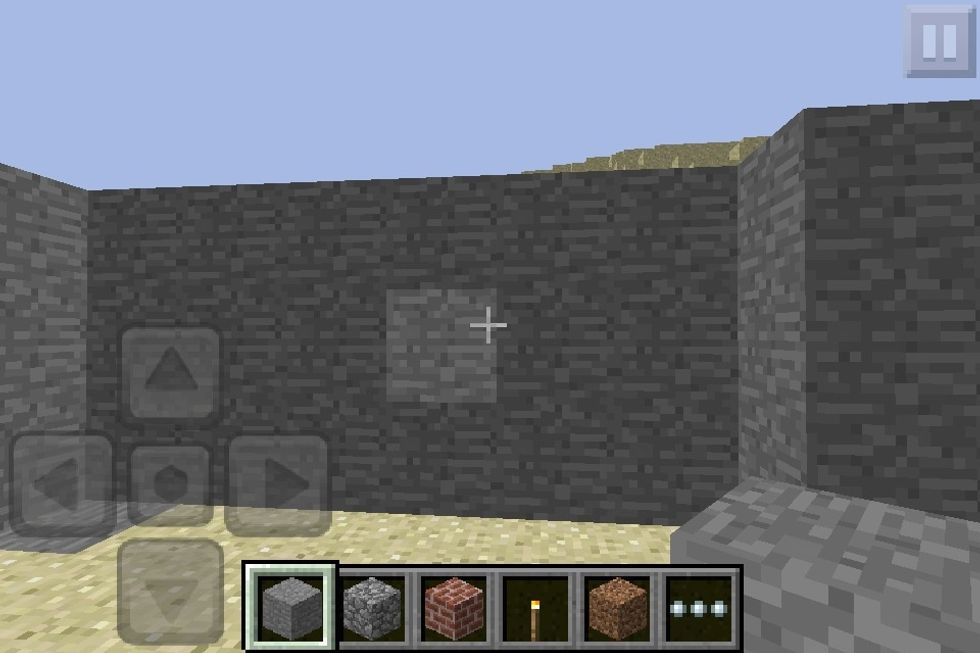 Now the side of the dome has the same dimension as the base, so you want to copy the circle shape vertically.