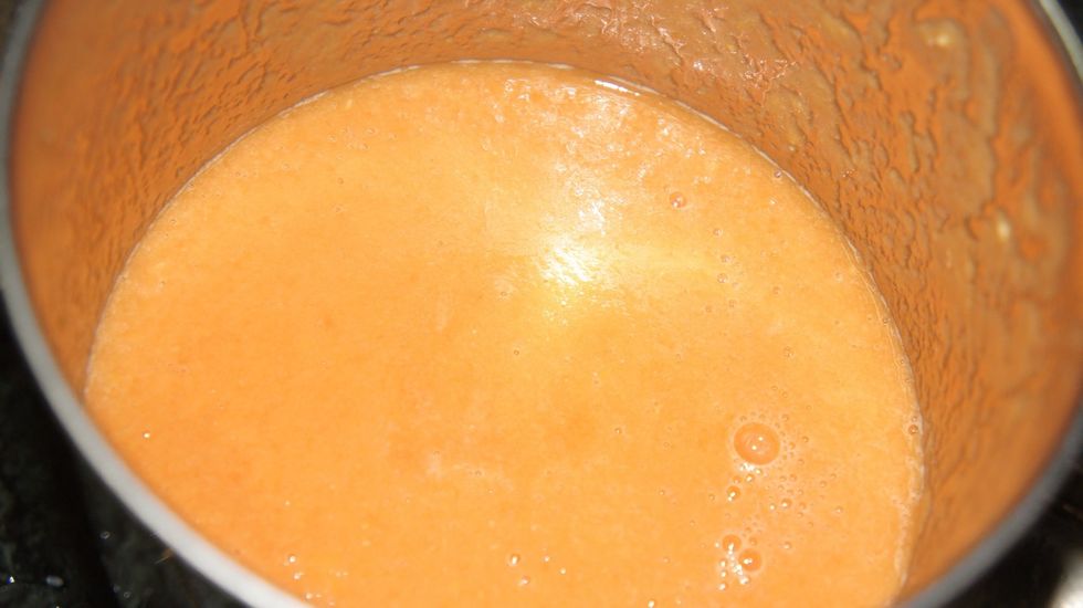 Now the tomato pur\u00e9e is ready... Keep it aside..