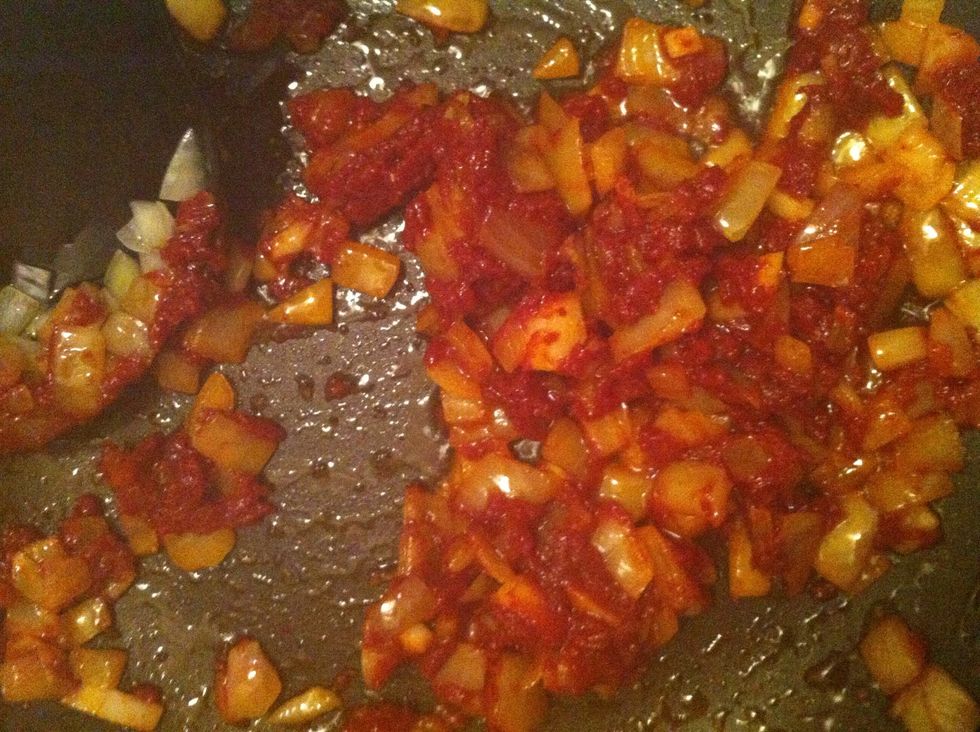 Now the tomatopaste is finished.