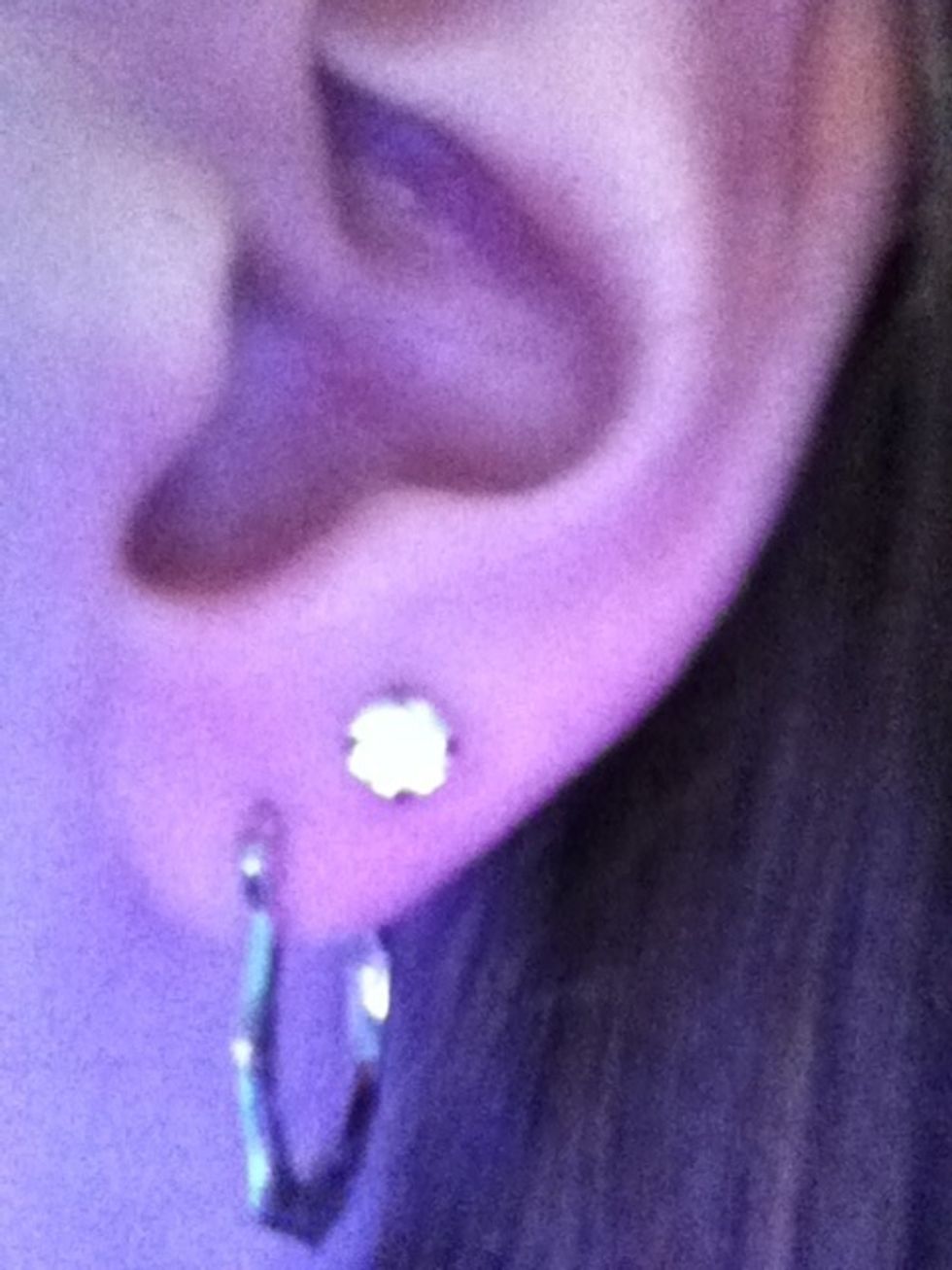 Now to top it off depending on your event, add earrings and necklaces and bracelets etc.....