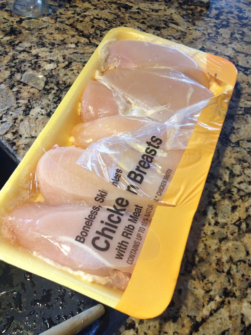 Now, usually I use thighs and split breasts on the bone. But i didn't have any. So, 6 chicken breasts