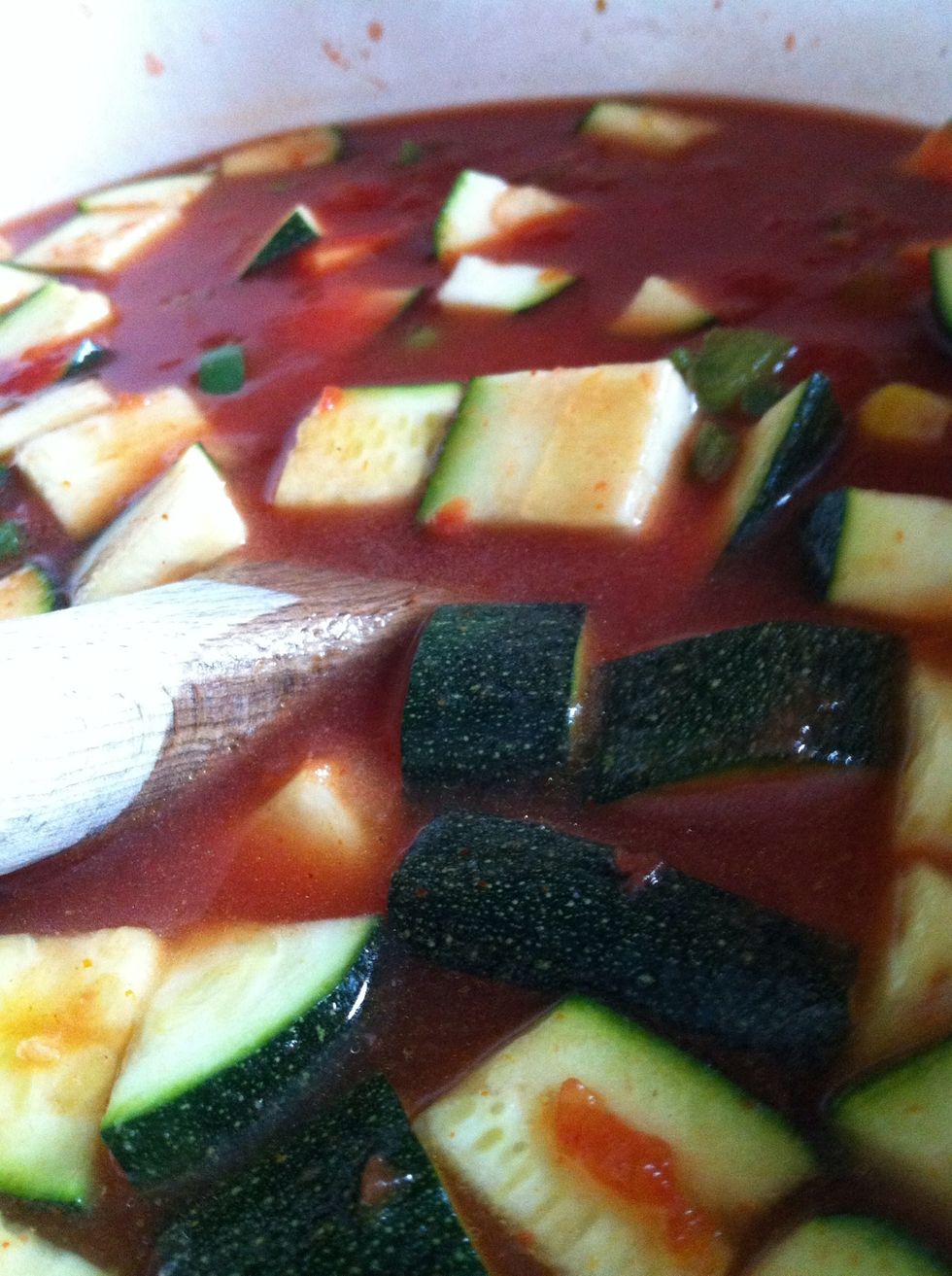 Now, wait till the soup comes to a boil..... Then turn down to a simmer.