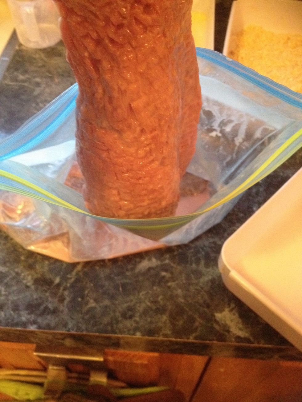 Now we are ready to start dipping our steaks in our flour/egg/cracker mixture\ud83d\ude09 Take one steak