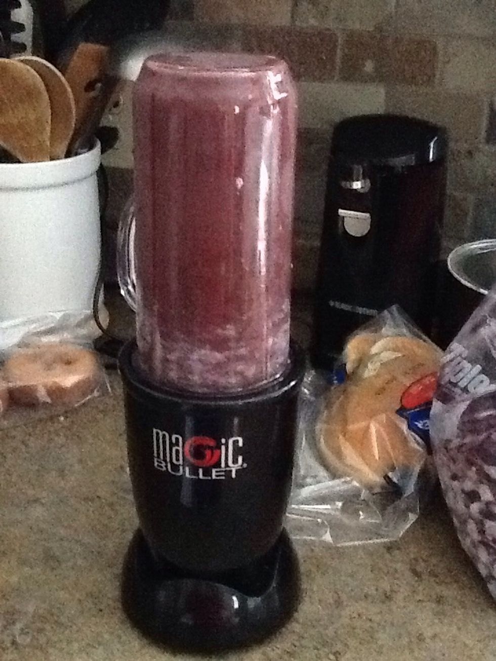 Now we blend again! Blend until everything is nice and smooth.