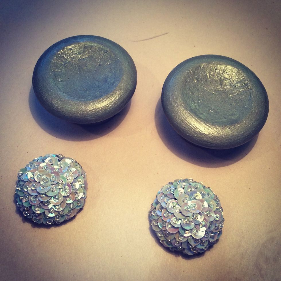 Now we're ready for the final step! You can add the adhesive to either surface. I added it to the back of the earrings. Don't add too much or it will seep out and look messy.