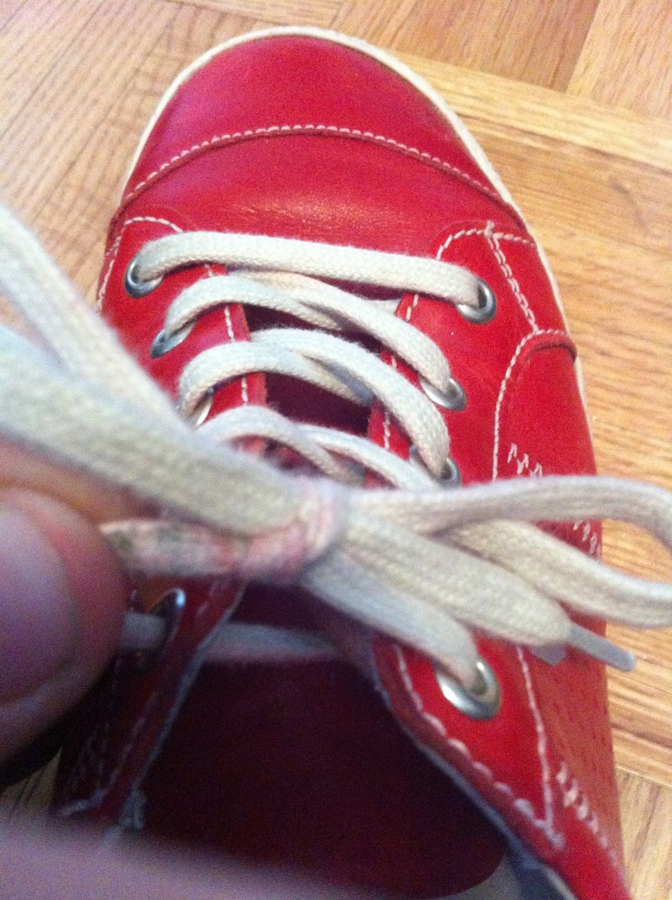 Now when you pull the lateral laces, the bows remain straight across, perpendicular to the direction of the shoe - the strong bow! Enjoy never having to go Velcro again :)