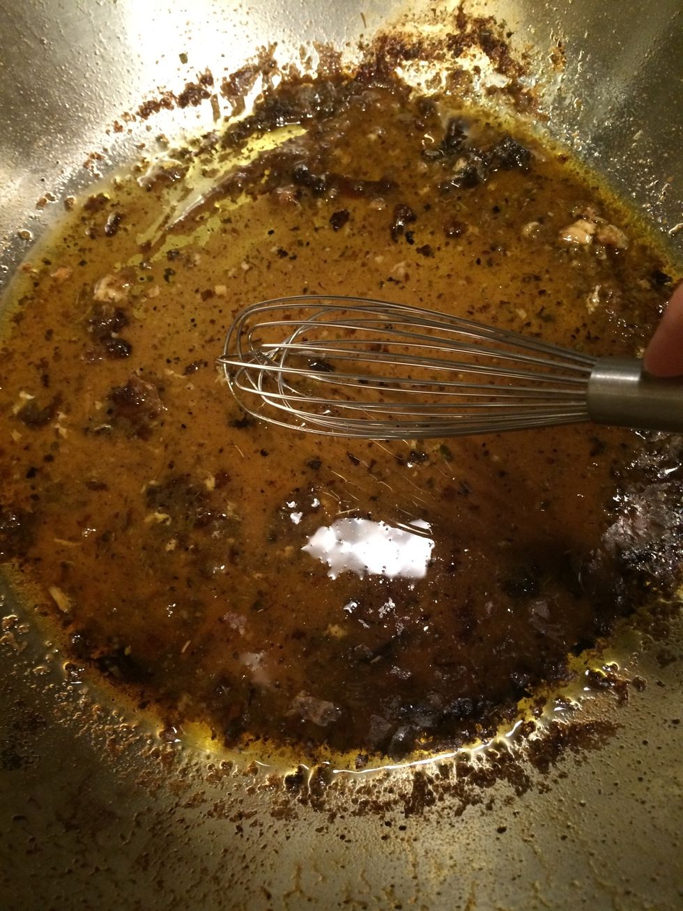 Now whisk the sauce a bit and drizzle over your fillet.