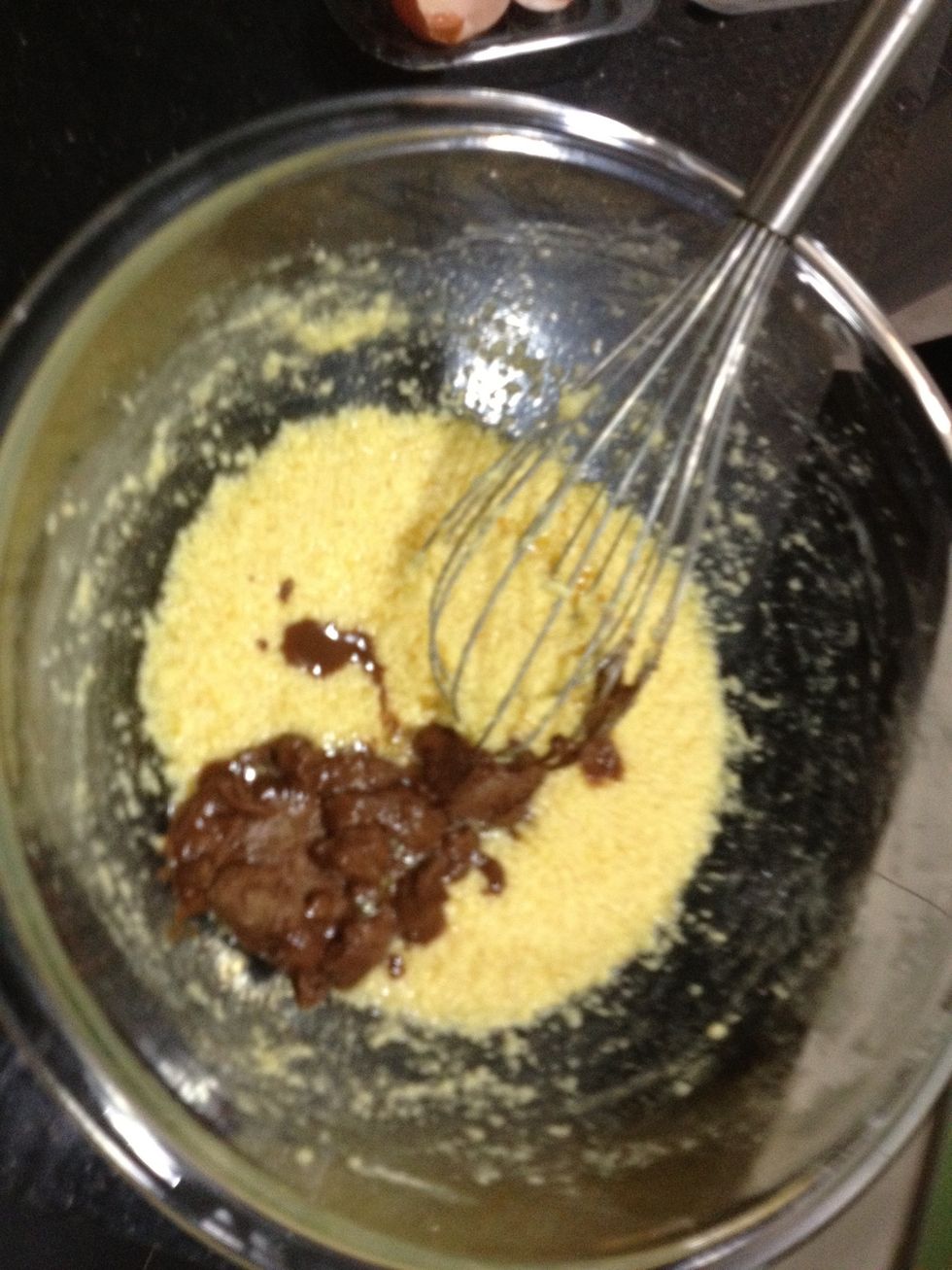 Now you add the melted chocolate. Whisk awaaaaay.
