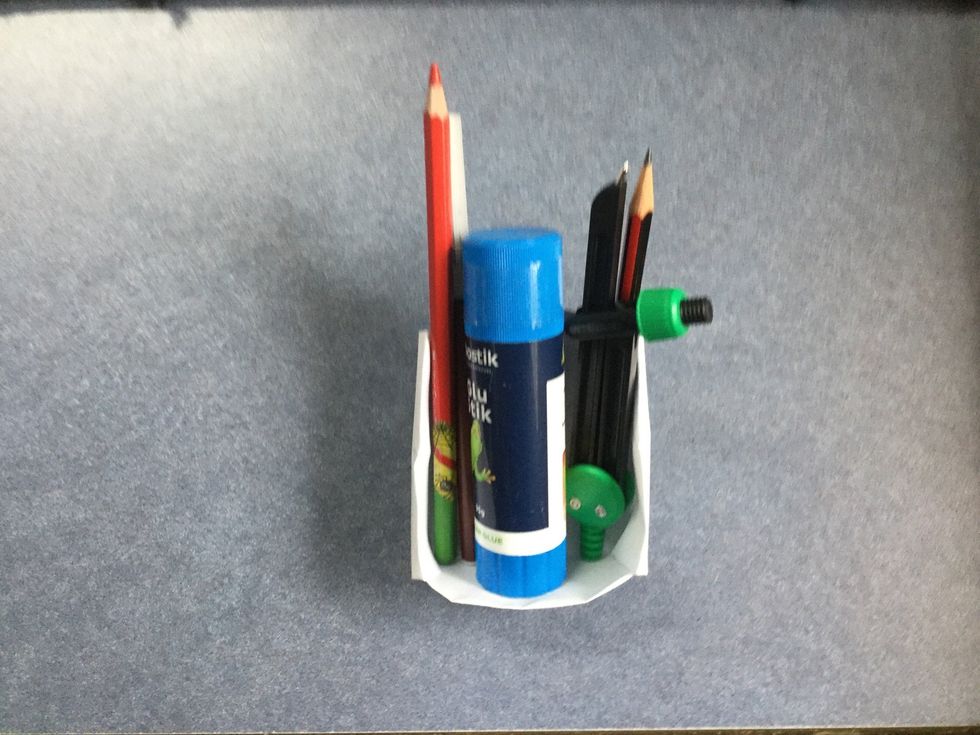 Now you are finished. Make some use of it. It could hold your stationary.