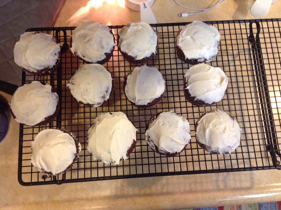 Now you can frost you cupcakes!