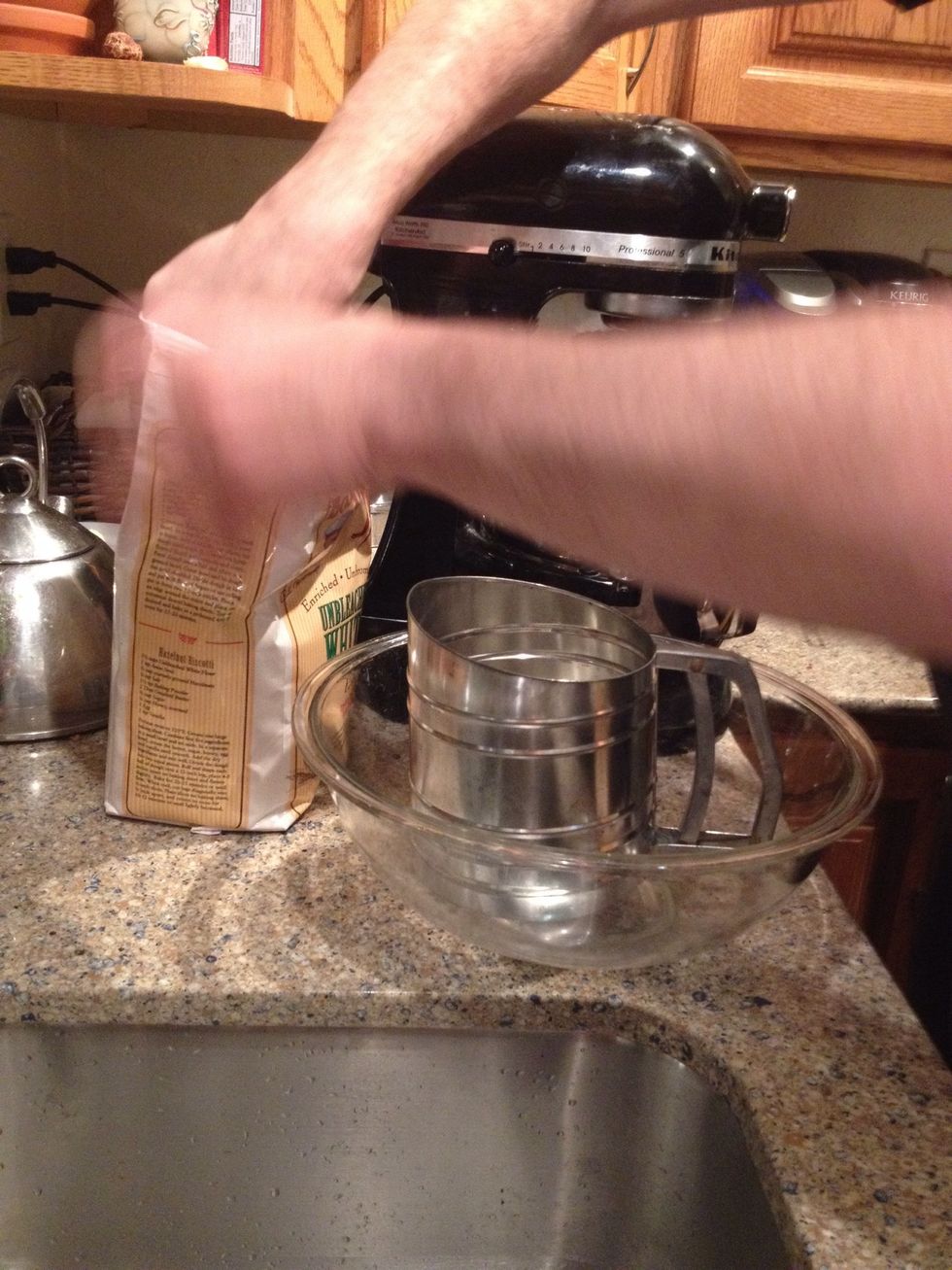 Now you can get your 6 cups of flour sifted into a seperate bowl.