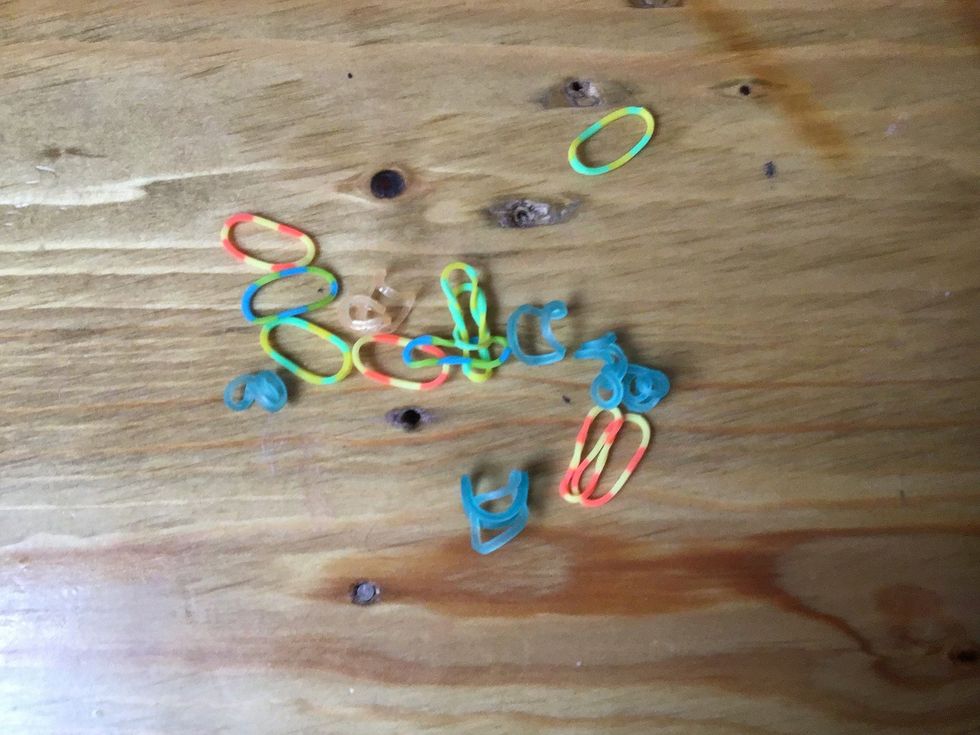 Now you grab your elastic bands for the ending