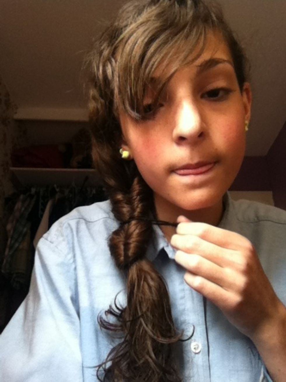 Now you have to take out the top bobble ONLY don't just pull it out as it will ruin the plait take out the bobble by pulling the plait through backwards