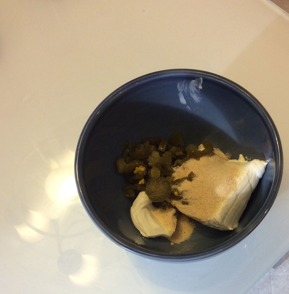 Now you will add the garlic powder in.