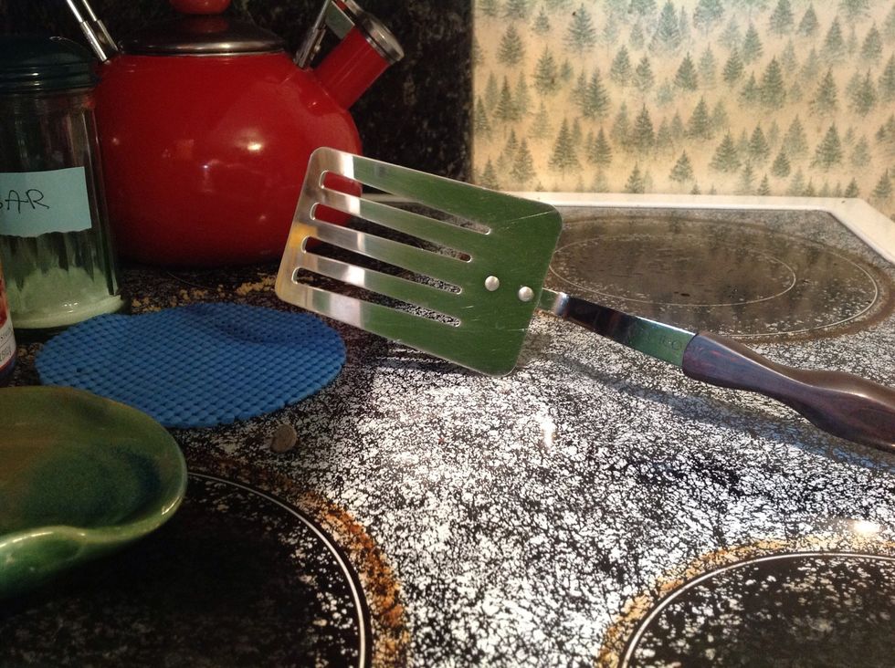 Now you will need a spatula.