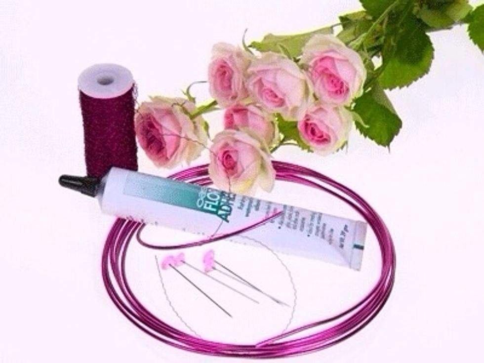 Oasis decorative wires come in many colors. Choose your favorite to match your flower or your favorite dress. Then you are ready to get started.