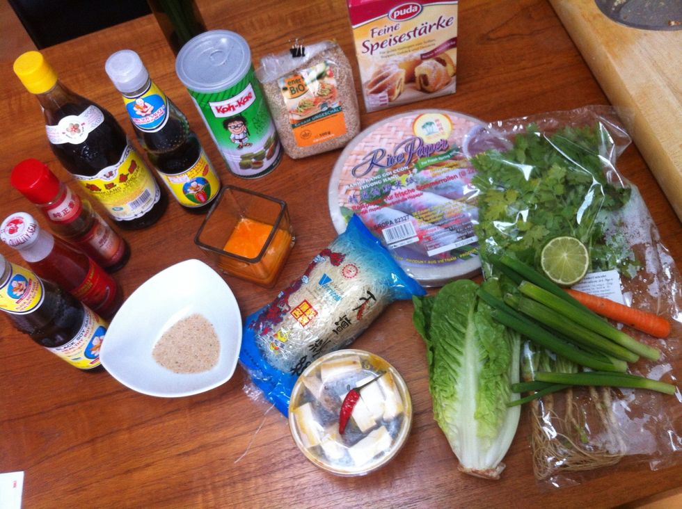 Of course you can use everything you like as a ingredients - it's freestyle cooking. Try chicken or prawns instead of tofu. Slices of apple would be worth a try... Just be creative!
