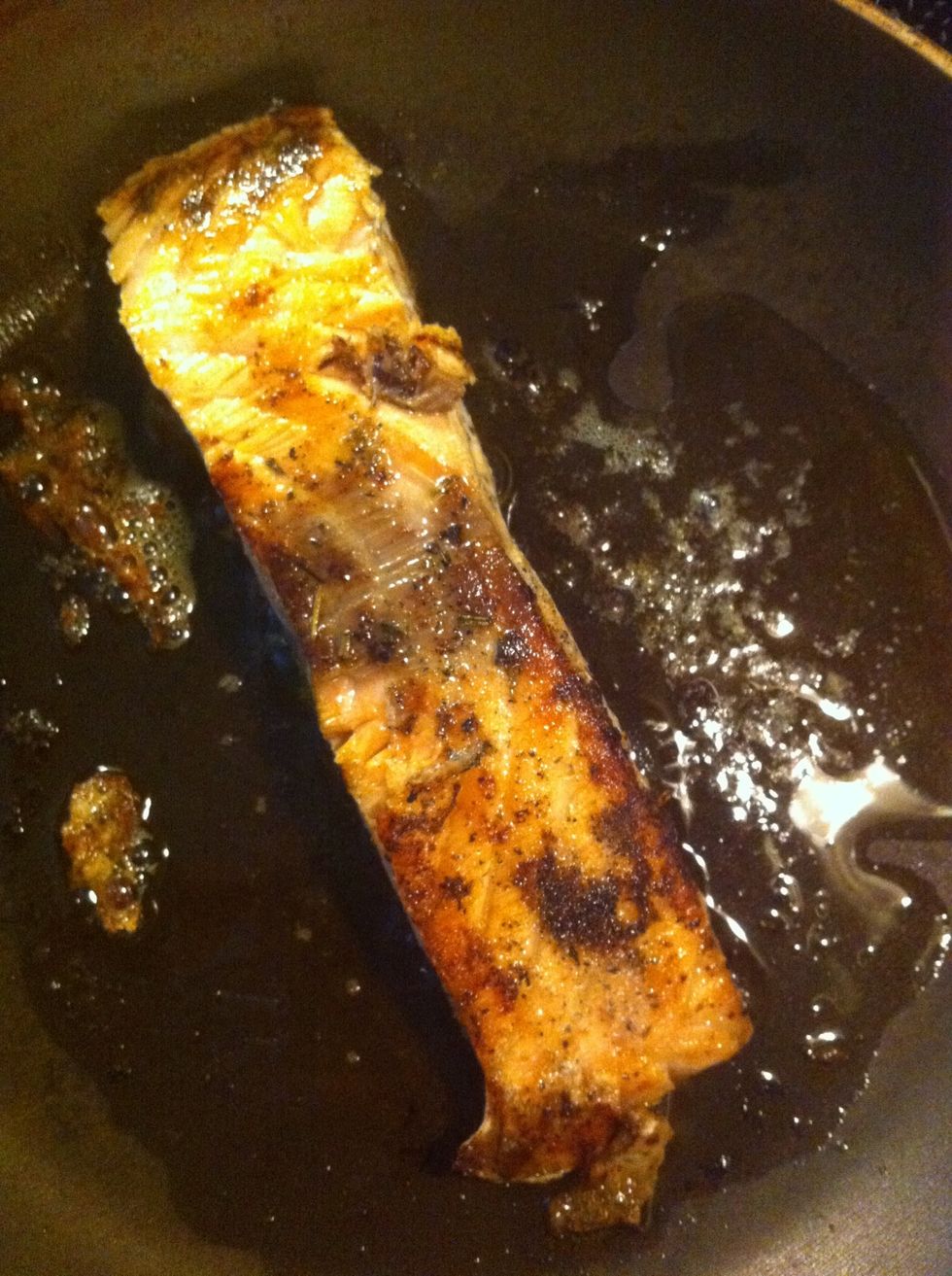 Og deretter laksen som er ferdigstekt