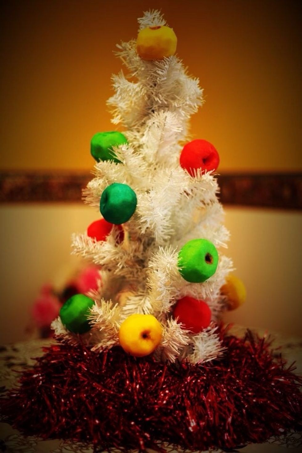 Oh Christmas tree, oh Christmas tree.... Sorry I don't know the rest of the words and besides, this is an apple tree oh apple tree... More Christmas joy to come :)