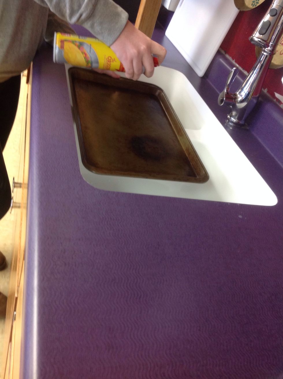 Oil cookie sheet