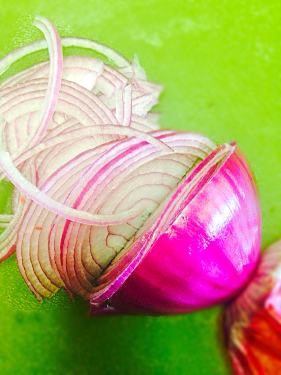 Ok back and warming up. I'm slicing red onion very thin into half moon slices