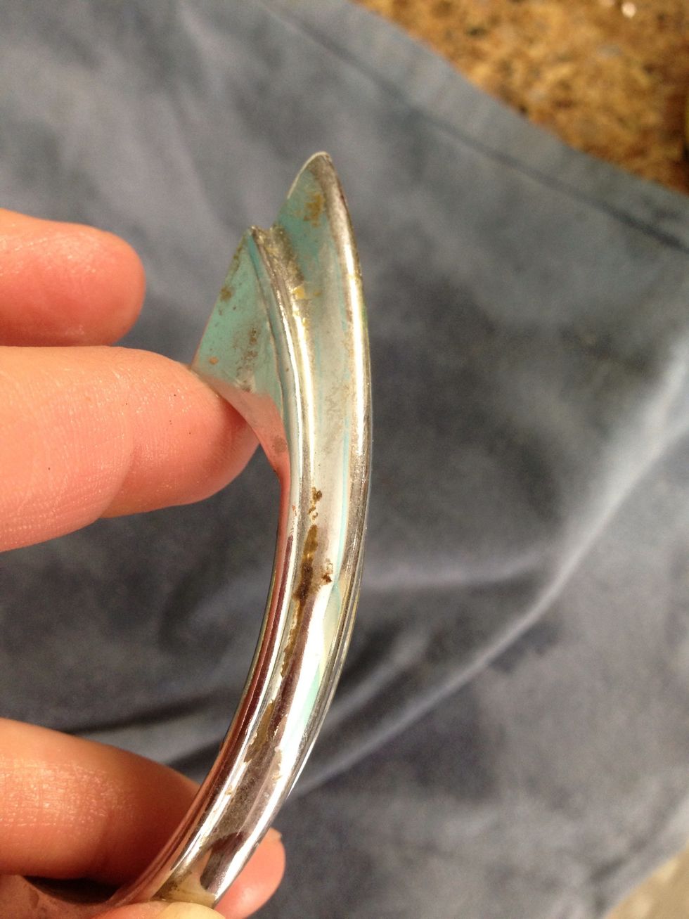 Ok, here's these yucky gross hardware that I hope to restore!