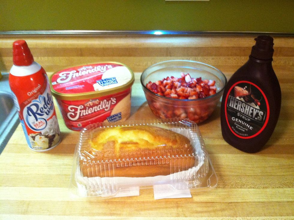 Ok! Now...back to our yummy ingredients! I'm making two sundaes tonight so all measurements are doubled \ud83d\ude0a. Everything is to your taste and preference in terms of how much of each item to use.