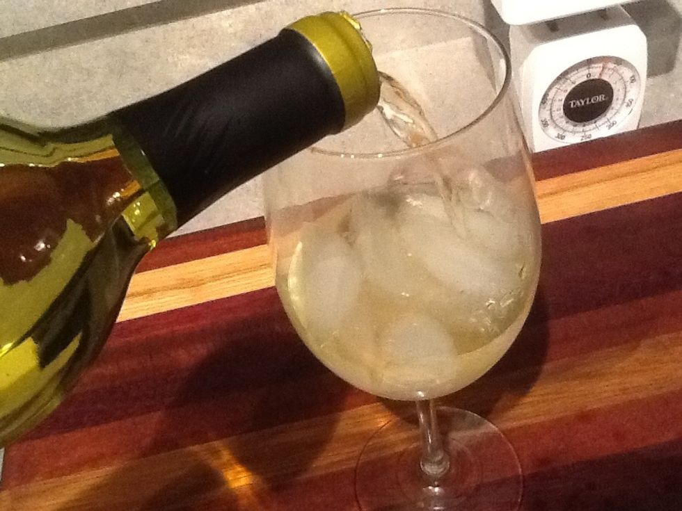 Ok, so I have a weakness when it comes to wine! ...and Chiweeni's and ducks, but whatever!