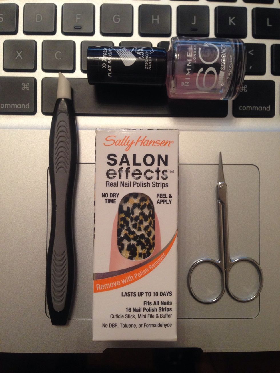 Okay.. Not really a step but a visual of what you'll need to complete the manicure.. Check out my supplies list if you're not sure what is what \ud83d\ude0athis pattern is called ROCK N' ROAR \ud83d\udc2f\ud83d\udc2f\ud83d\udc2f
