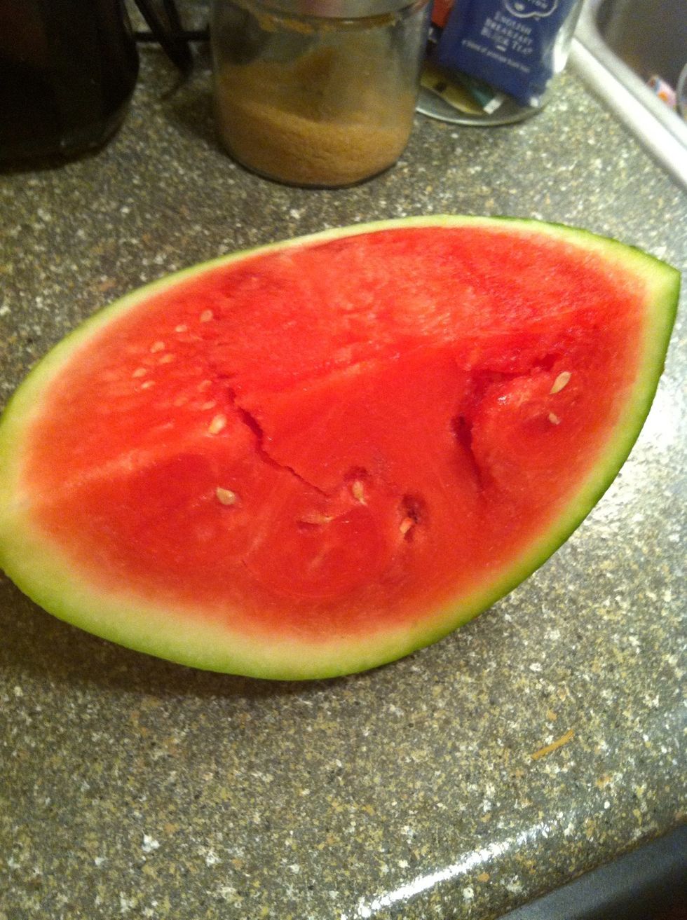 Okay so it's summer, you've gotten the full or even the half watermelon but just didn't eat it all... What to do with it!?! Make watermelon ice!!