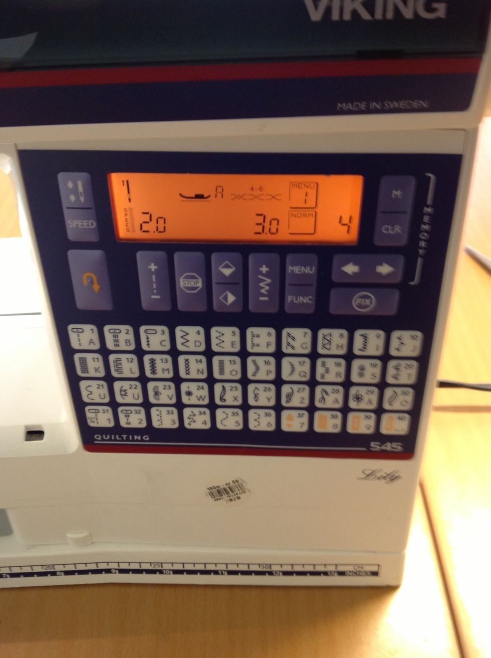 Om du gl\u00f6mt inst\u00e4llningen p\u00e5 symaskinen till sicksack ser du den h\u00e4r.