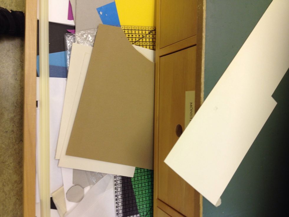 Om du vill kan du nu sk\u00e4ra till en kartongbit till botten i din v\u00e4ska.