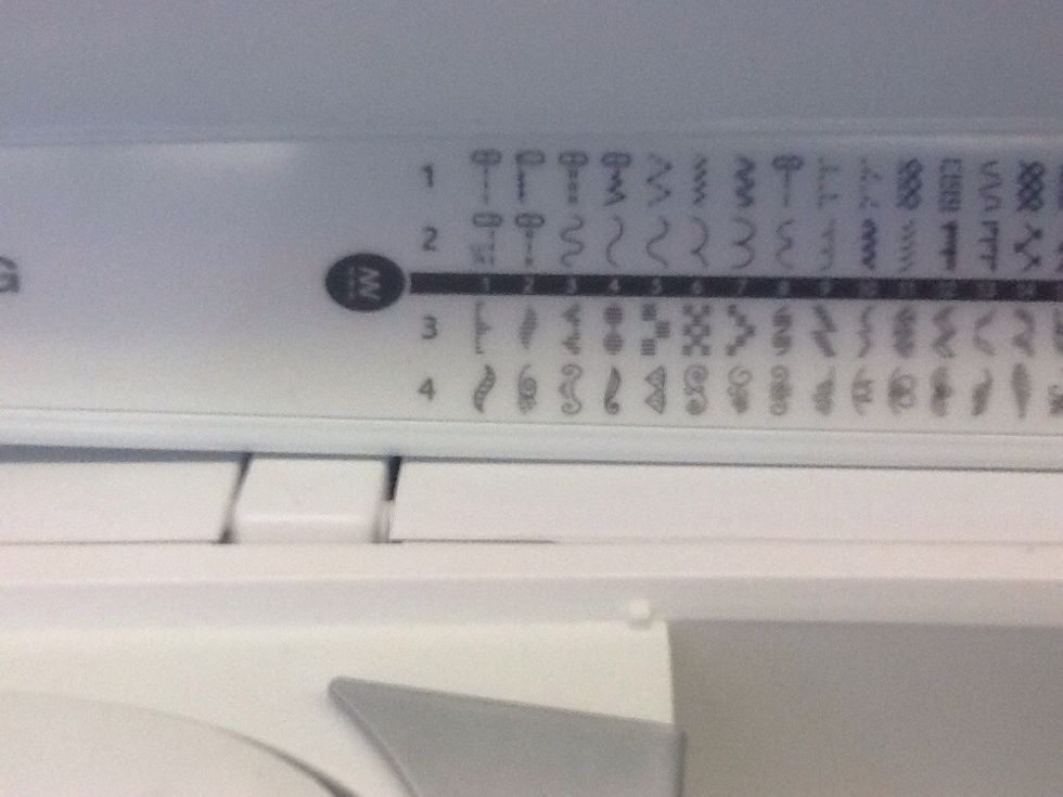 Om du vill kan du v\u00e4lja en m\u00f6nsterf\u00f6r\u00e4ldrar nu f\u00f6r att sy fast kanten p\u00e5 dynan.