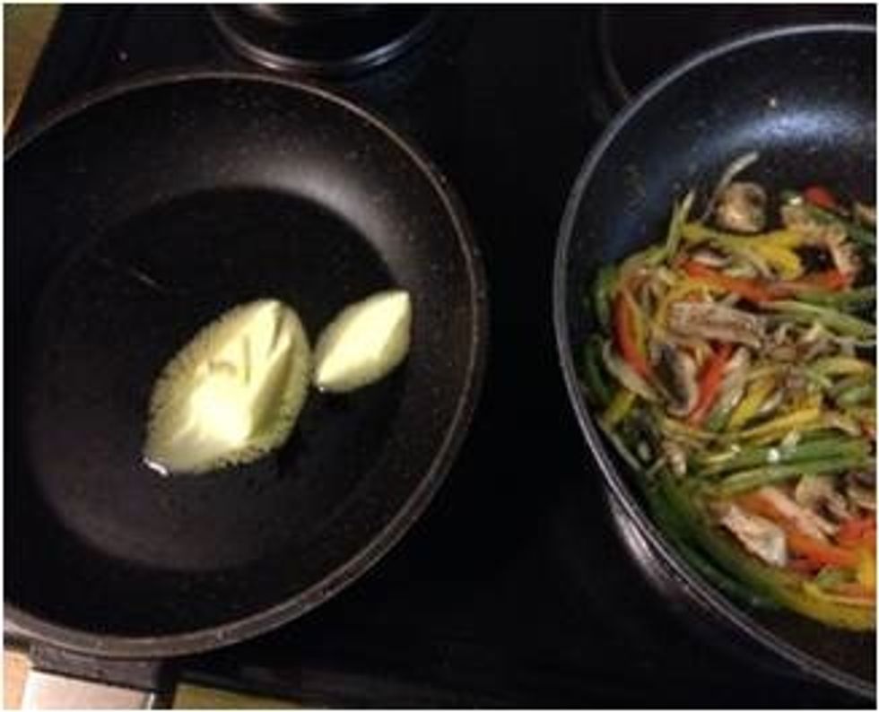 On a smaller (18) pan, add butter at medium heat. One flat spoon of margarine or butter