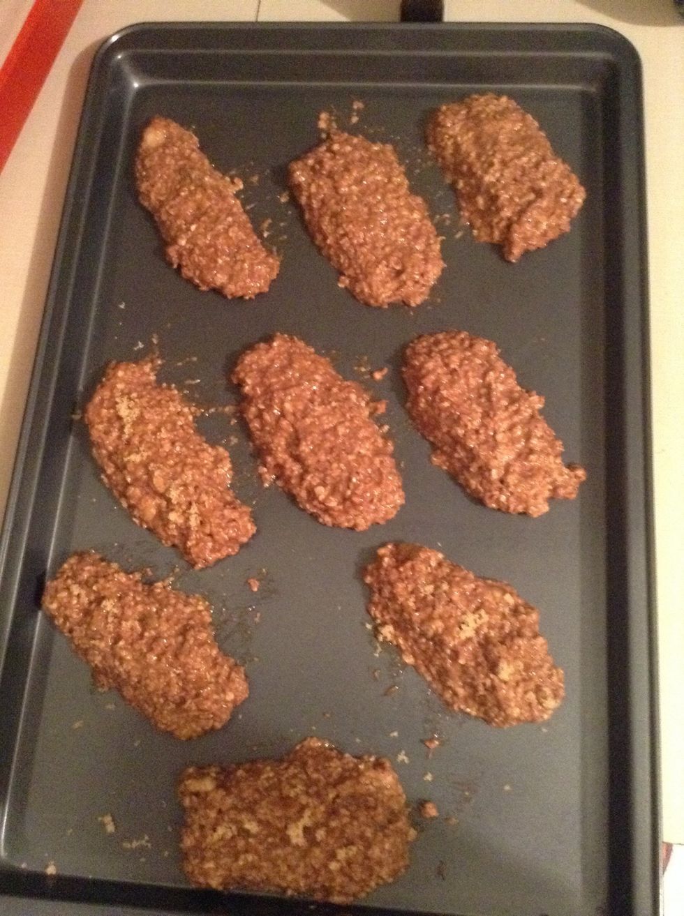 On a stick-free plate, divide in 9 bars and place in the oven at 350 faranheit for 20 minutes.