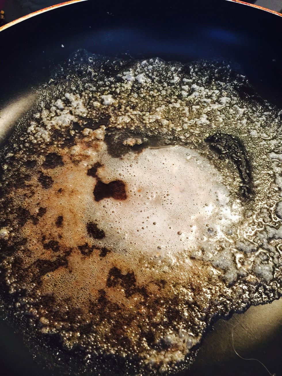 On another pan, add 1 teaspoon of butter.