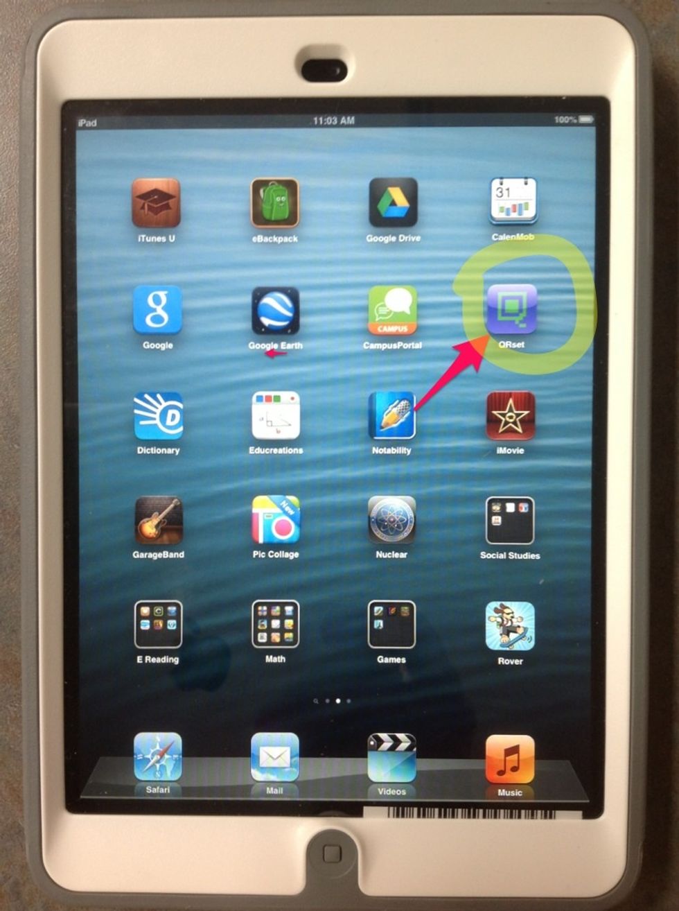 On the ipad mini (or your iPhone), find the QRset scanner app and click on it.